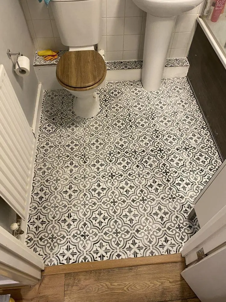 Poză serviciu: gresie / faianță